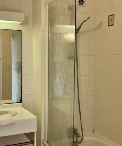 Biarritzen 4 pertsonentzako bainugela duen apartamentua alokatzeko