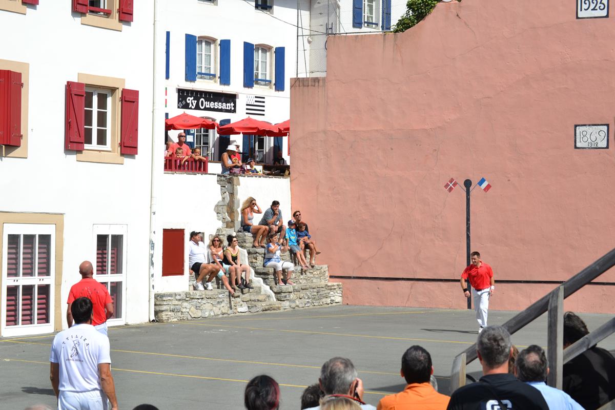 Juego de pelota en Bidart.