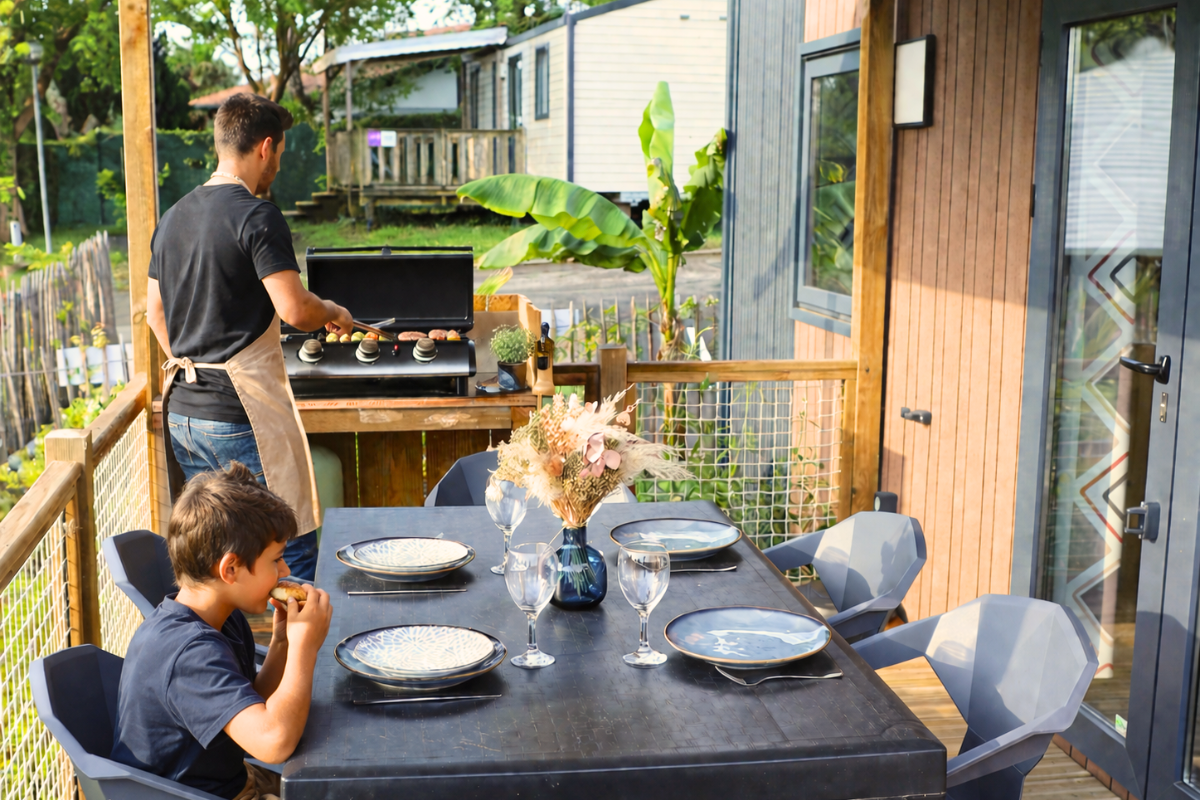 Camping Bidart Luxury Mobile Home with Plancha Grill, Spa & Charging Station