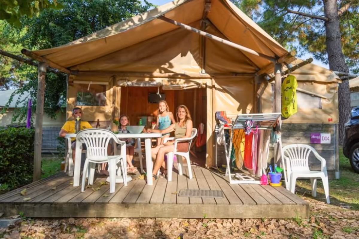 Tente Lodge Urchilo Au Camping Oyam