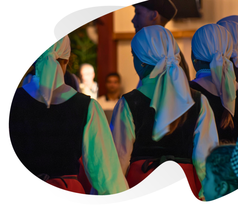 Danse Basque Au Camping Oyam Bidart